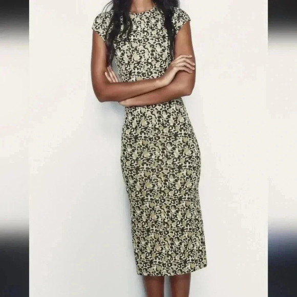 Zara Dresses & Skirts - Zara Black and Cream Midi Dress